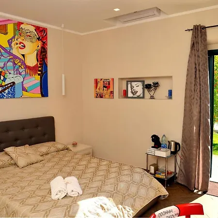 Pop Art Exclusive *